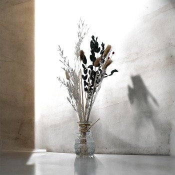 Glass Diffuser with reeds and grasses.